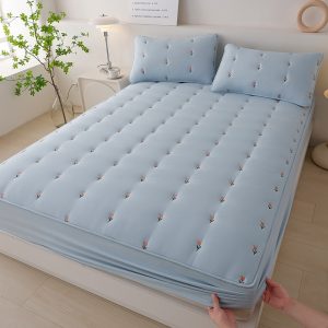 Class A Soybean Fiber Embroidered Cotton Dust Proof Sheet Cover