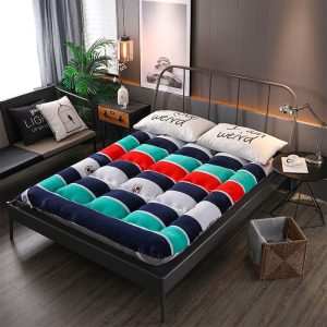 Warm Lamb Fleece Mattress Upholstered Home Bed Soft Quilt Mats